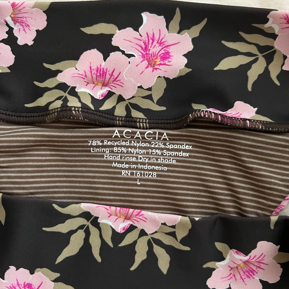 Acacia Matteo Bottoms - Picture 2 of 2